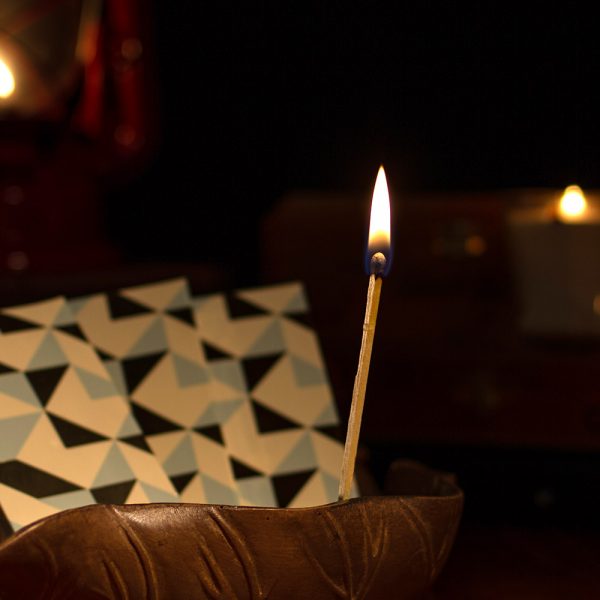 Colette Graphic Gold Foil Matches - Image 3